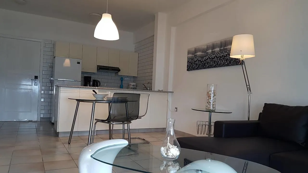 Krasas Beach Apartments Λάρνακα